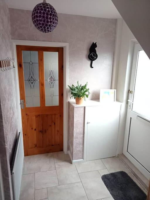 House With Free Parking And Large Garden Villa Wyke Regis Exterior photo